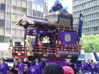 ”仙台青葉まつり”
